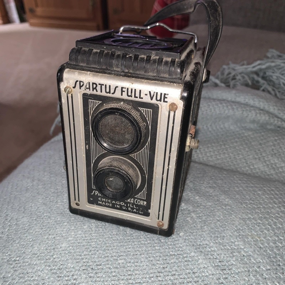 Spartus 120 TLR Camera Full-Vue made in USA vintage Untested